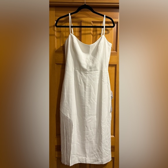 Perfect white party dress with fringe accent - Picture 5 of 10